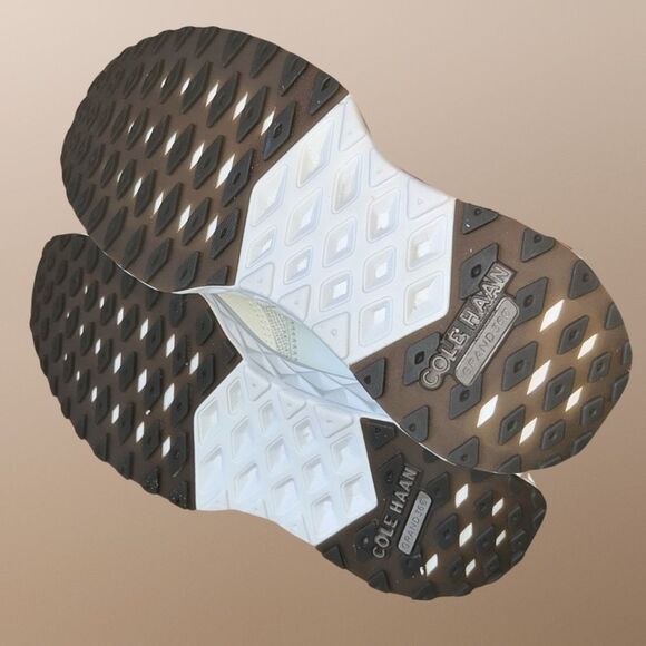 Cole Haan ZEROGRAND 360 All Day Running Shoe - Women's Size 8 - Picture 8 of 9